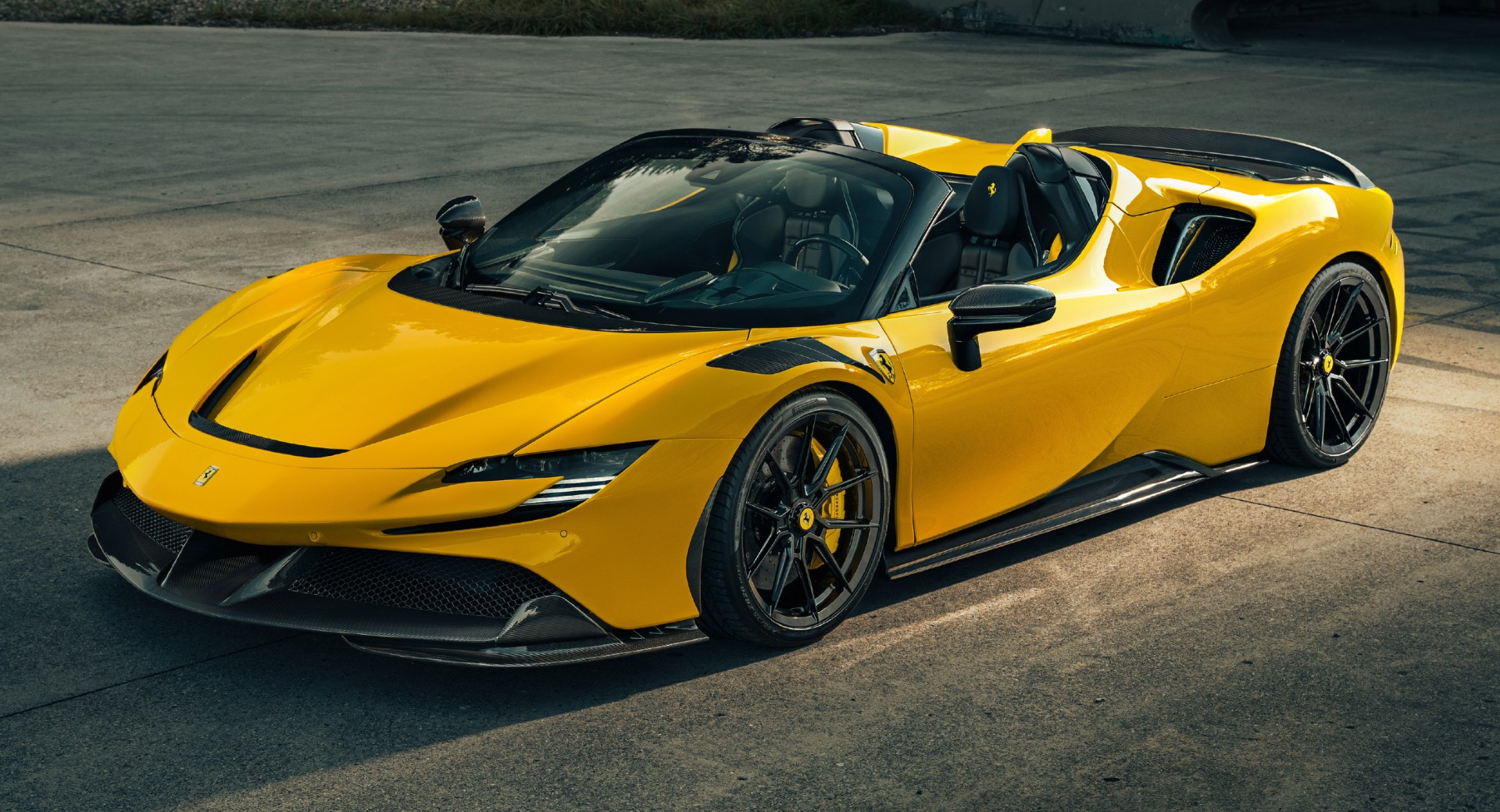 NOVITEC Ferrari SF90 Spider 1s