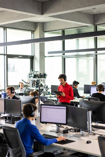 بهترین مسیرهای تحصیلی و شغلی برای مهاجران در هلند